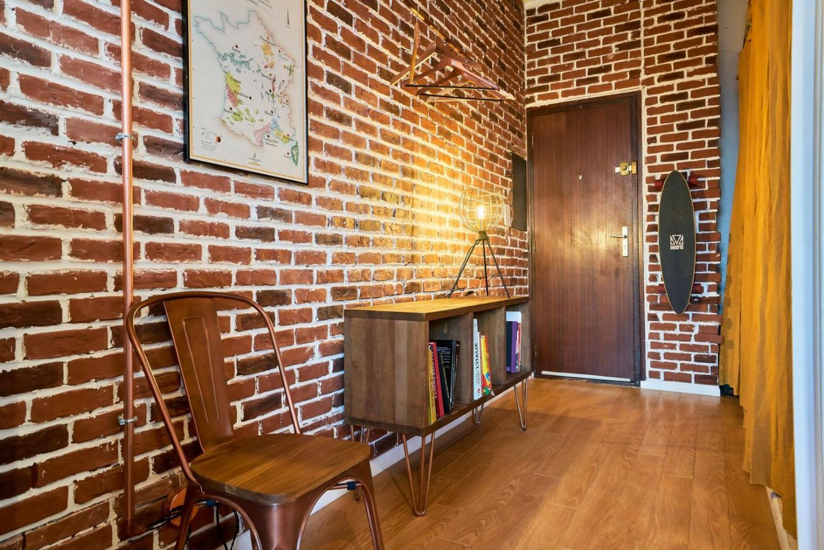1 Bedroom Apartment Near Metro, Shops & Schools Лилль Экстерьер фото